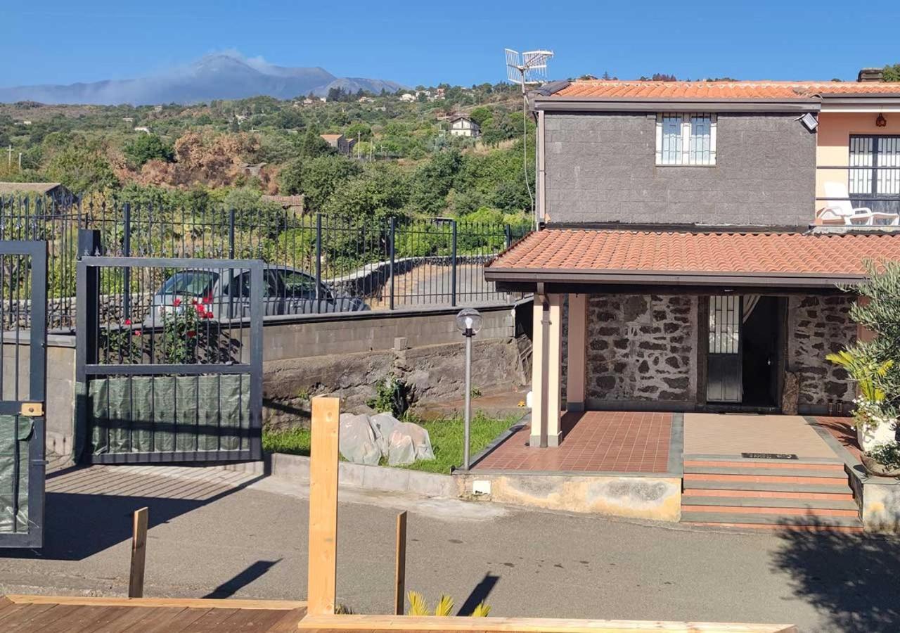 Peri Peri Etna Guest House Montargano Dış mekan fotoğraf