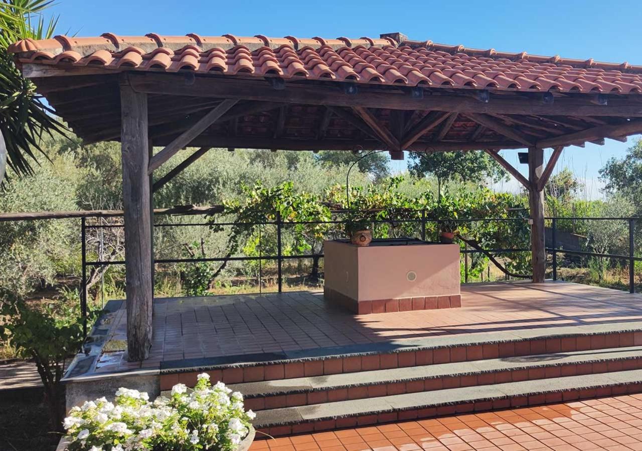 Peri Peri Etna Guest House Montargano Dış mekan fotoğraf