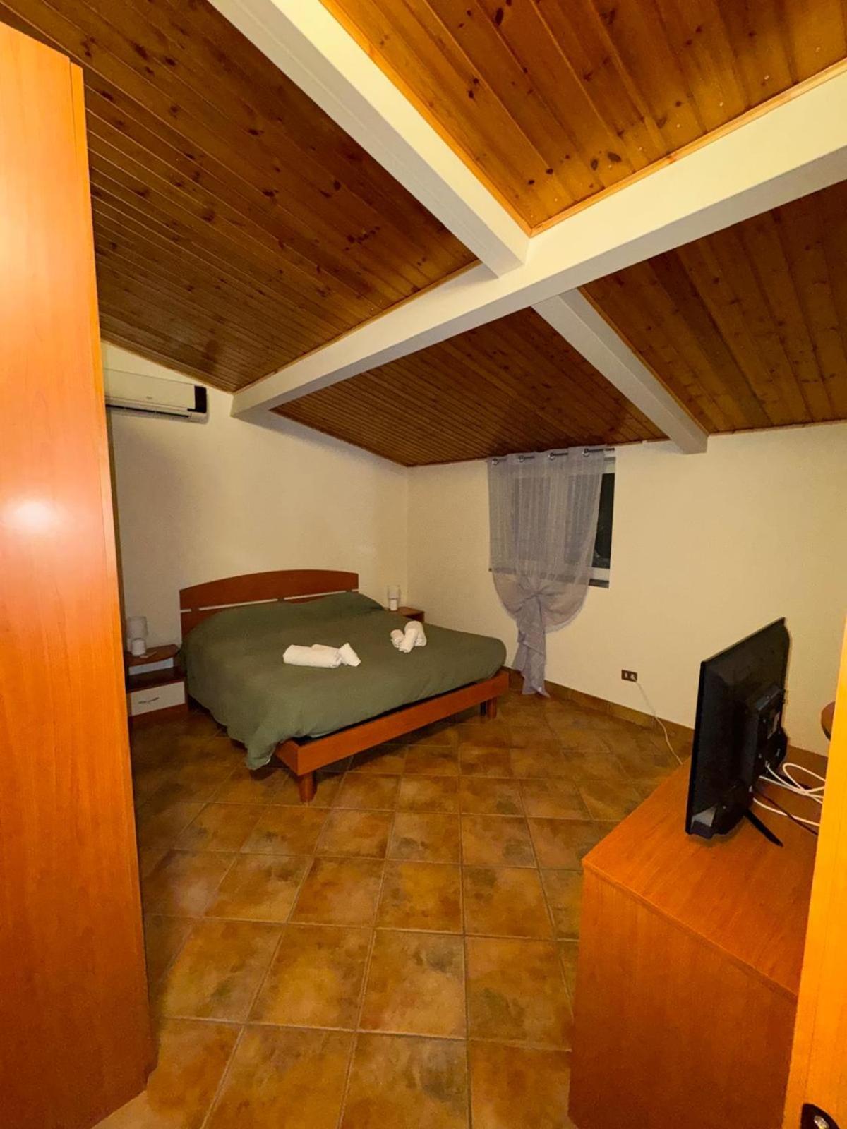 Peri Peri Etna Guest House Montargano Dış mekan fotoğraf